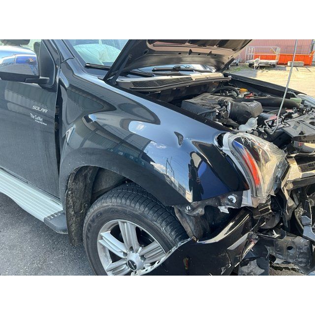 Isuzu 1.9 DDi Solar 4x4 DMax Crew Pickup [SC]