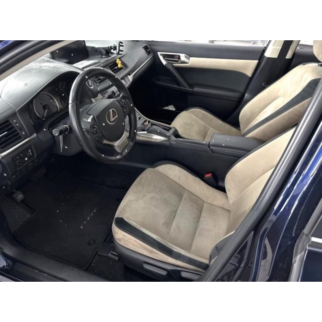 Lexus 200h CT 200h [SC]