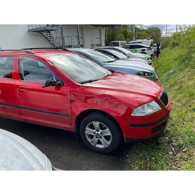 Skoda 1.9 TDI 105 Swiss  Adv. 4x4 Octavia Combi [SC]