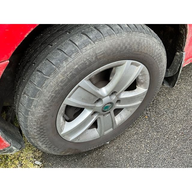 Skoda 1.9 TDI 105 Swiss  Adv. 4x4 Octavia Combi [SC]