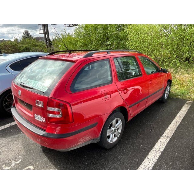 Skoda 1.9 TDI 105 Swiss  Adv. 4x4 Octavia Combi [SC]