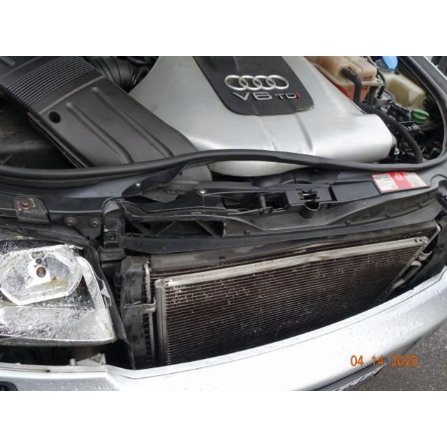 Audi 2.5 V6 24V TDI quattro A4 Avant [SC]