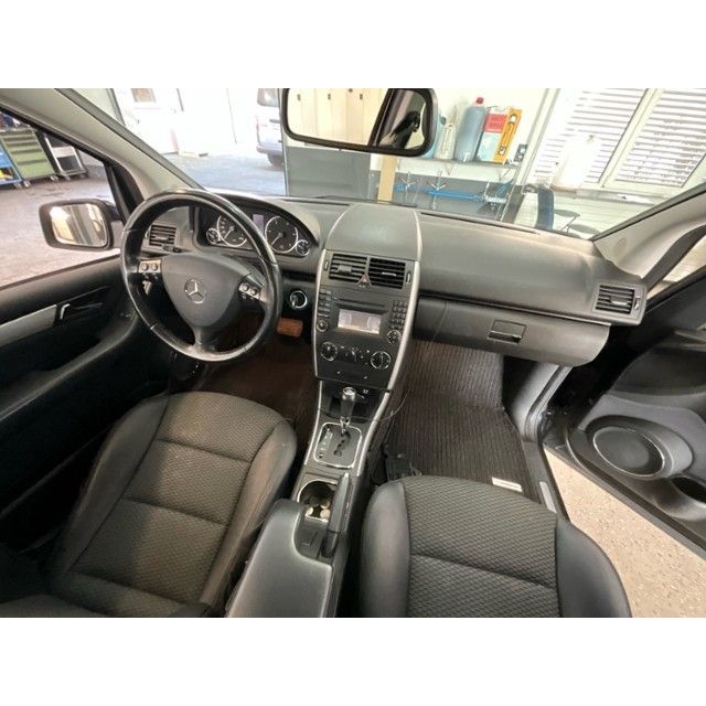 MercedesBenz A 180 CDI Avantgarde AKlasse W169 [SC]