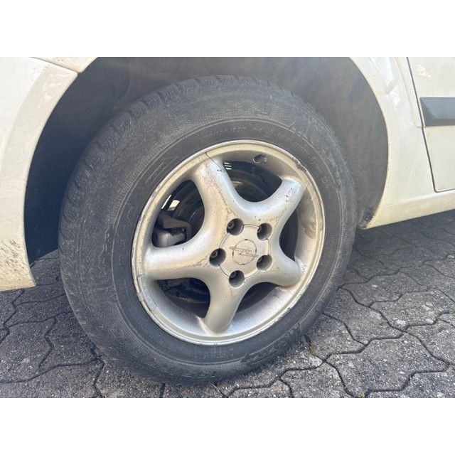 Opel 1.6 16V Astra Caravan [SC]