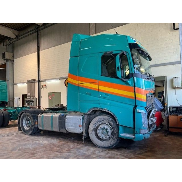 Volvo 4x2 T SZM FH 460 [SC]