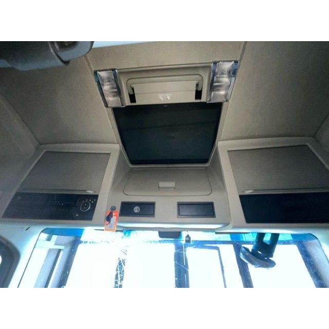 Volvo 4x2 T SZM FH 460 [SC]