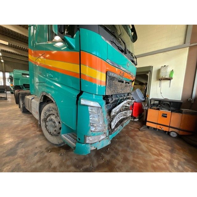 Volvo 4x2 T SZM FH 460 [SC]