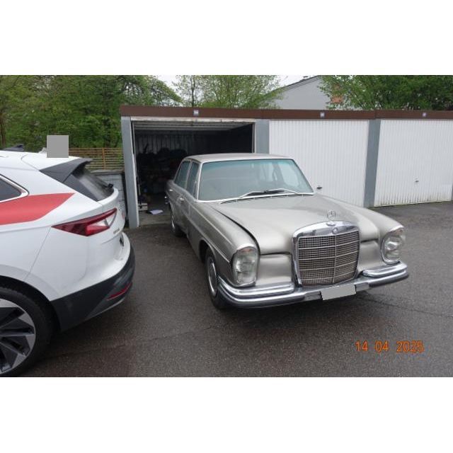 570 MercedesBenz 001 280 SE 075 280 SE [SC]