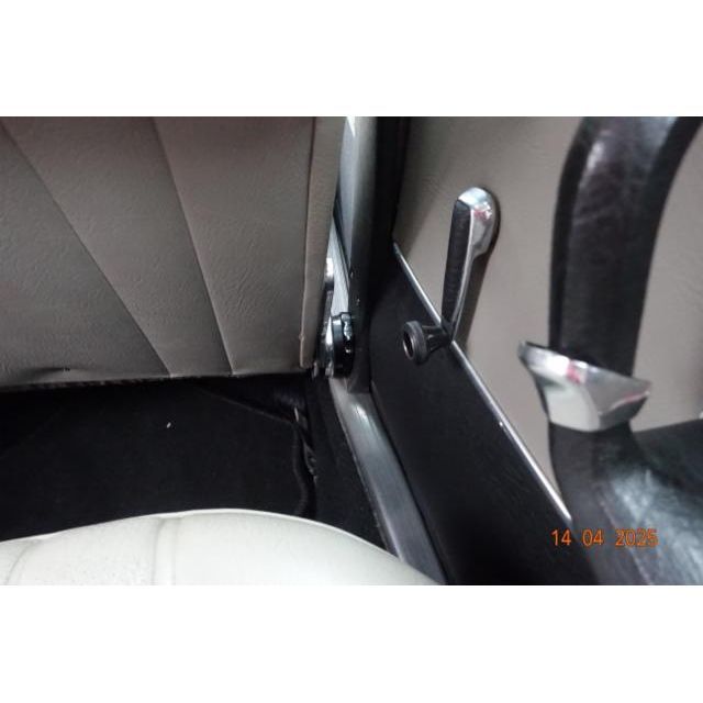 570 MercedesBenz 001 280 SE 075 280 SE [SC]