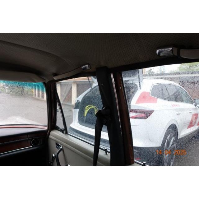 570 MercedesBenz 001 280 SE 075 280 SE [SC]
