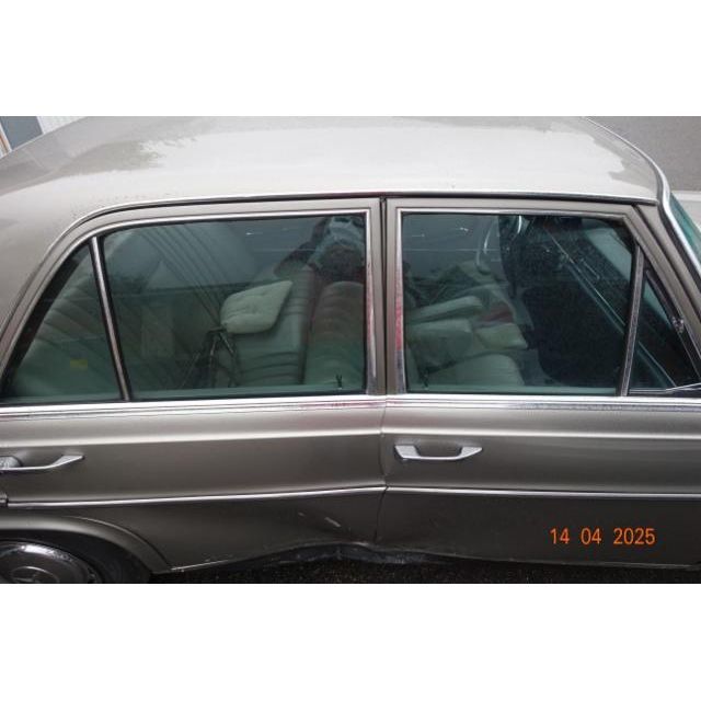 570 MercedesBenz 001 280 SE 075 280 SE [SC]