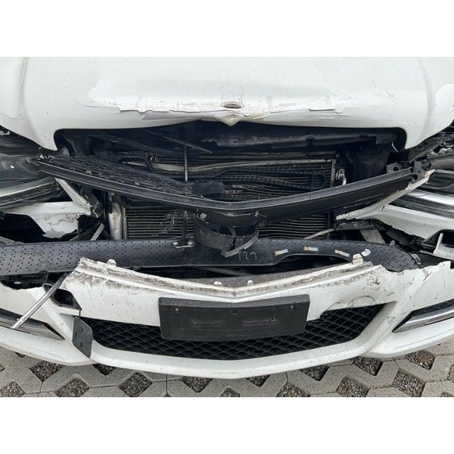 MercedesBenz Coupé  BlueEF C 220 CDI [SC]
