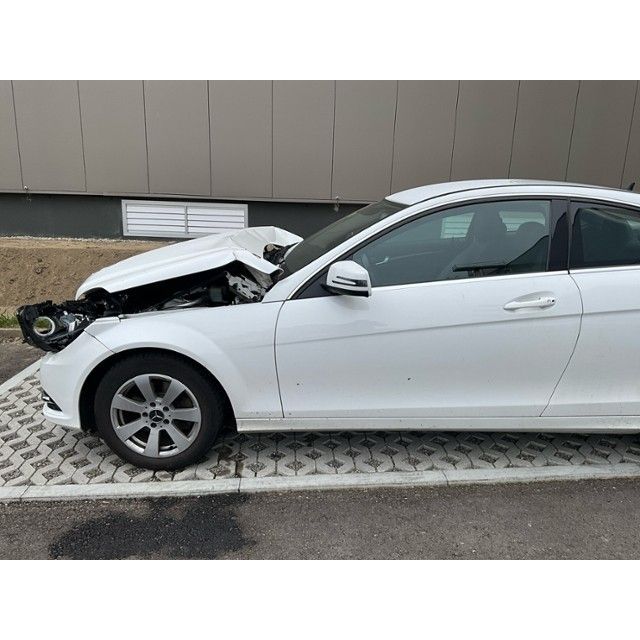 MercedesBenz Coupé  BlueEF C 220 CDI [SC]