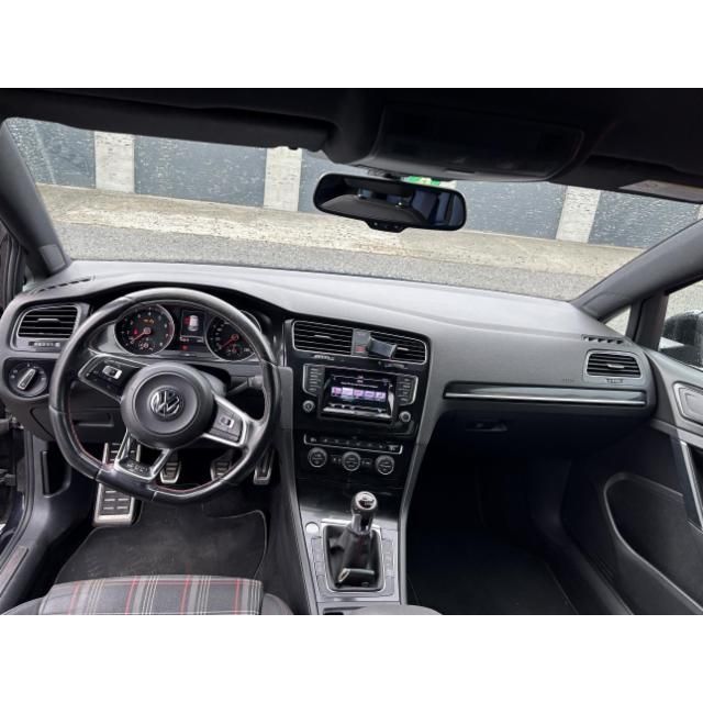 VW 2.0 TSI GTI Performance Golf VII [SC]