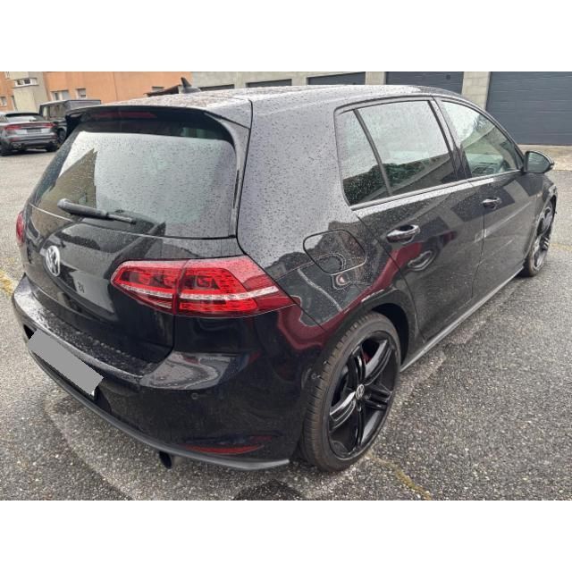 VW 2.0 TSI GTI Performance Golf VII [SC]