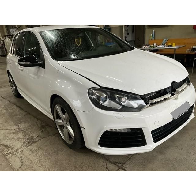 VW 2.0 TSI R DSG 4motion Golf VI [SC]