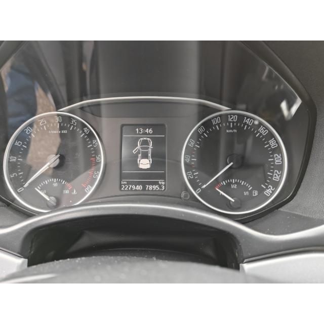 Skoda 2.0 TDI Ambition DSG Octavia Combi [SC]