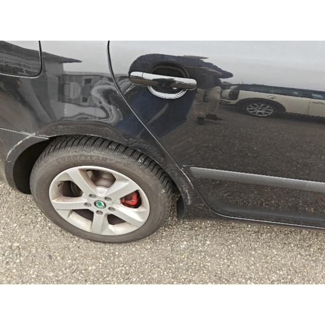 Skoda 2.0 TDI Ambition DSG Octavia Combi [SC]