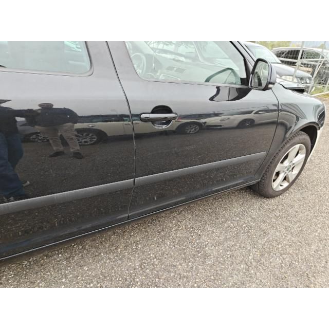 Skoda 2.0 TDI Ambition DSG Octavia Combi [SC]