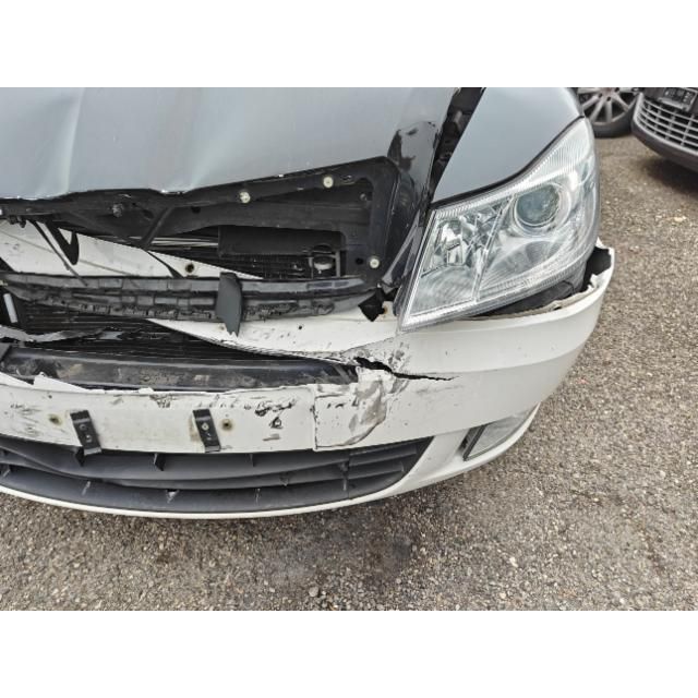 Skoda 2.0 TDI Ambition DSG Octavia Combi [SC]