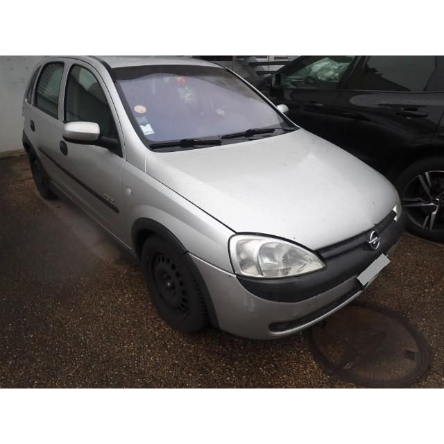 Opel 1.2i 16V Young Corsa [SC]