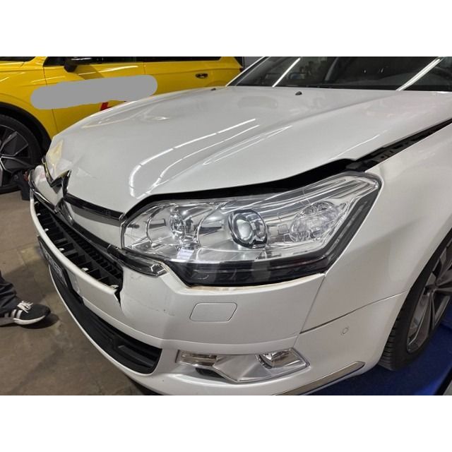 Citroen 2.2 HDi 200 Exclusive C5 Tourer [SC]