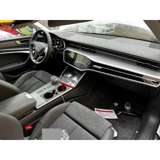 Audi 40 TDI quattro advanced A6 Avant [SC]