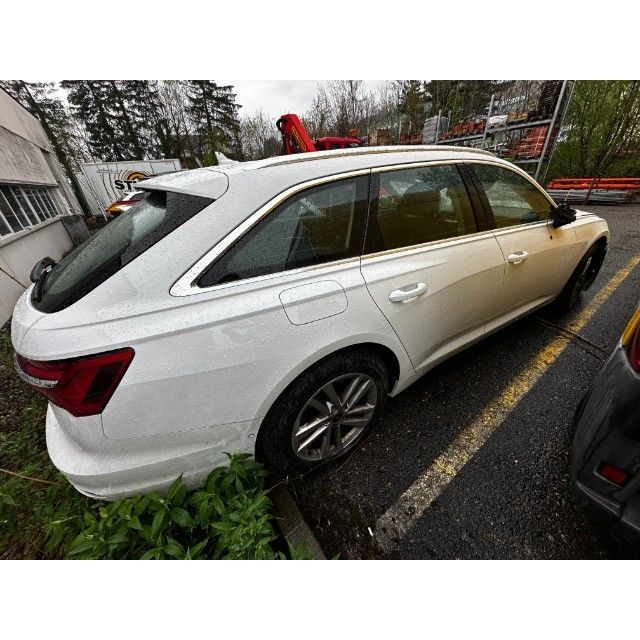 Audi 40 TDI quattro advanced A6 Avant [SC]