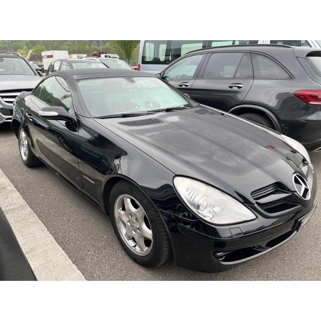 MercedesBenz SLK 200 Kompressor SLKKlasse R171 Cabriolet [SC]
