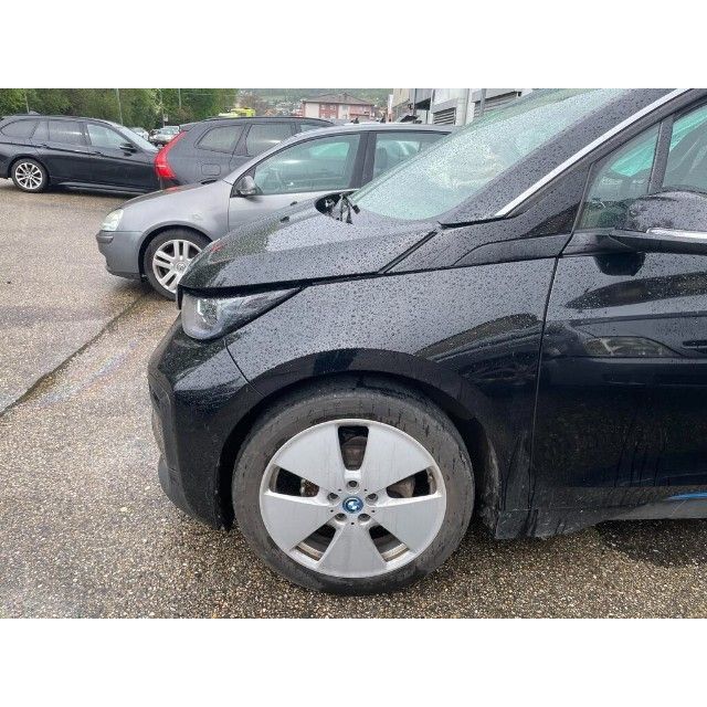 BMW Limousine I3 120AH [SC]