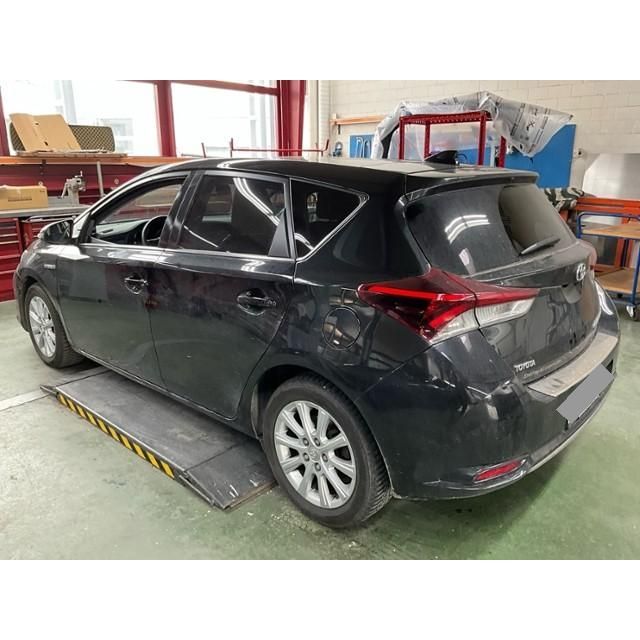 Toyota 1.8 HSD Style Auris [SC]