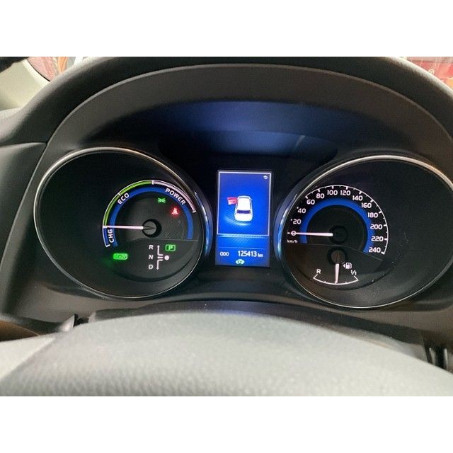 Toyota 1.8 HSD Style Auris [SC]
