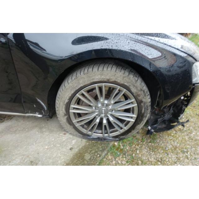 Audi 3.0 V6 TDI quattro TTronic A8 [SC]