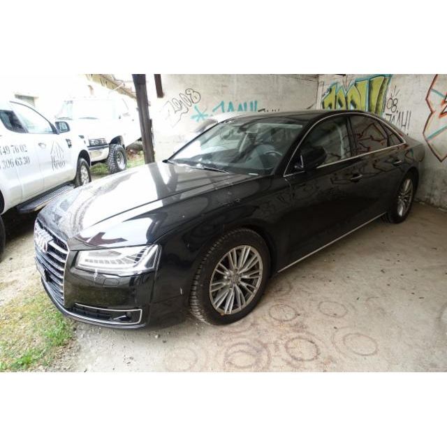 Audi 3.0 V6 TDI quattro TTronic A8 [SC]