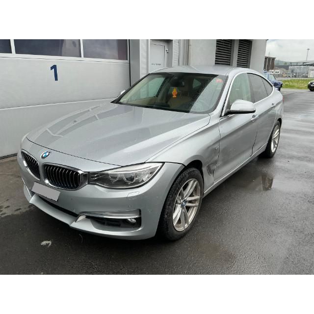BMW 320d xDrive 320d [SC]