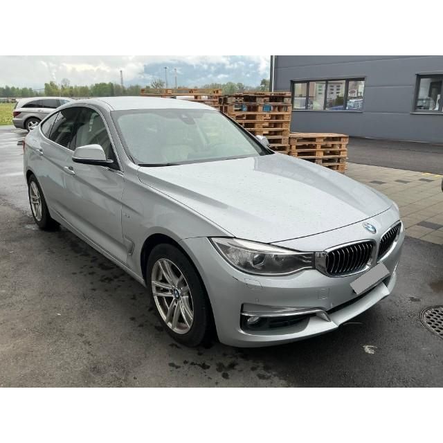 BMW 320d xDrive 320d [SC]