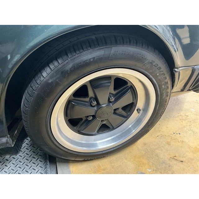Porsche Carrera 911 [SC]
