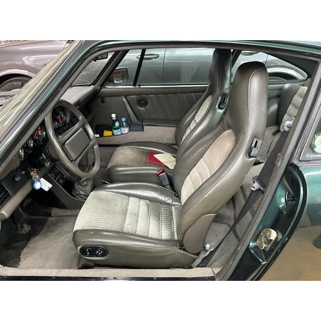 Porsche Carrera 911 [SC]