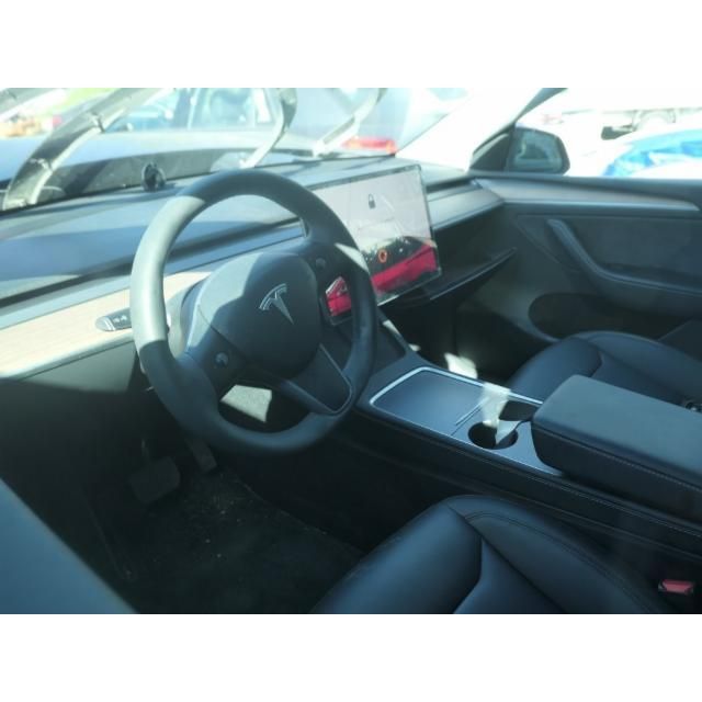 Tesla Long Range Model Y [SC]
