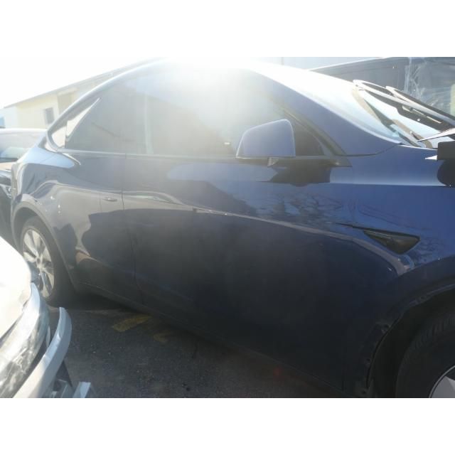 Tesla Long Range Model Y [SC]