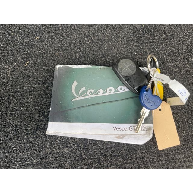 Piaggio ABS Vespa 125 GTS [SC]