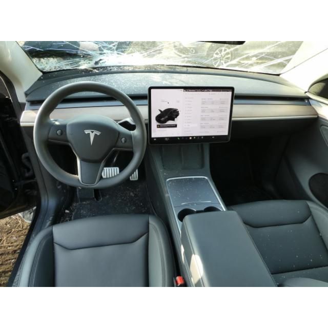 Tesla Performance D Model Y [SC]