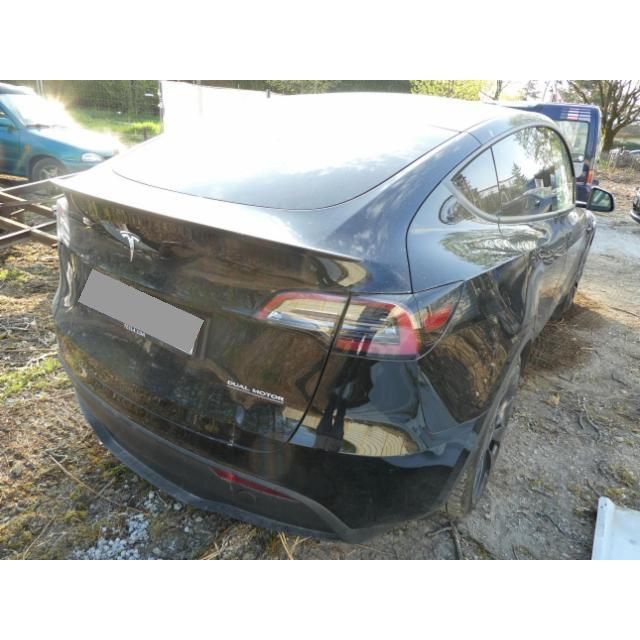 Tesla Performance D Model Y [SC]