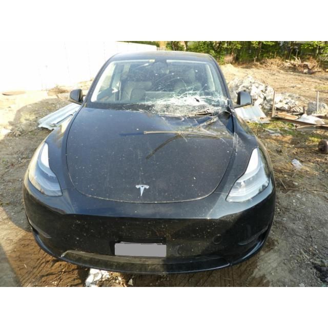 Tesla Performance D Model Y [SC]