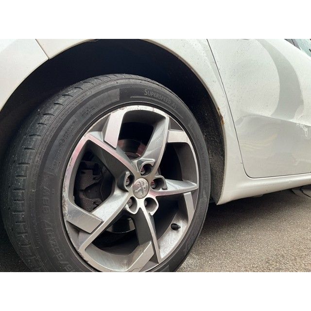 Peugeot 2.0 BlueHDi 180 Allure S/S 508 [SC]