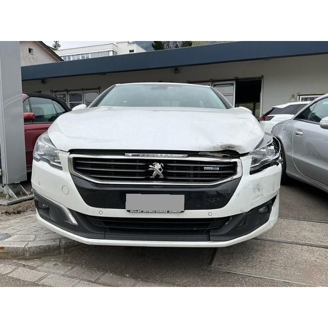 Peugeot 2.0 BlueHDi 180 Allure S/S 508 [SC]