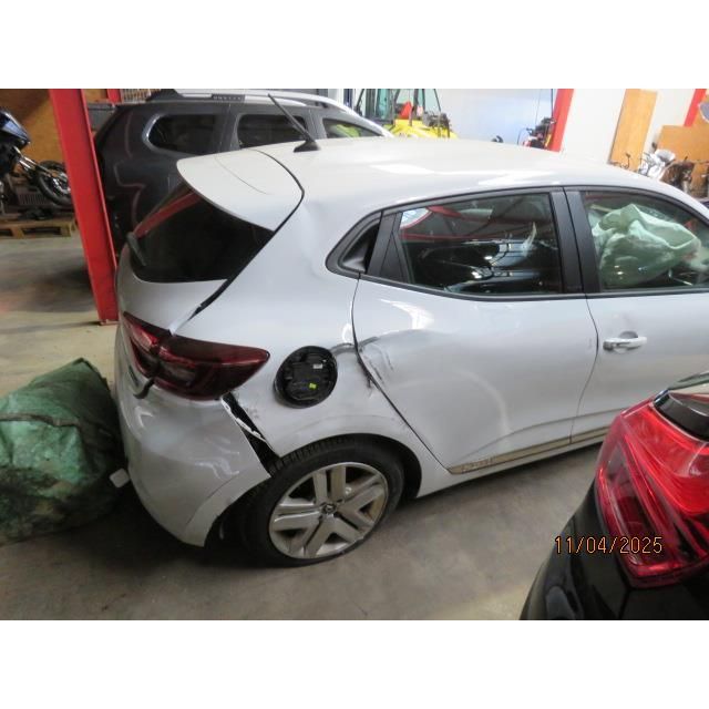 Renault 1.6 ETech Edition One Clio [SC]