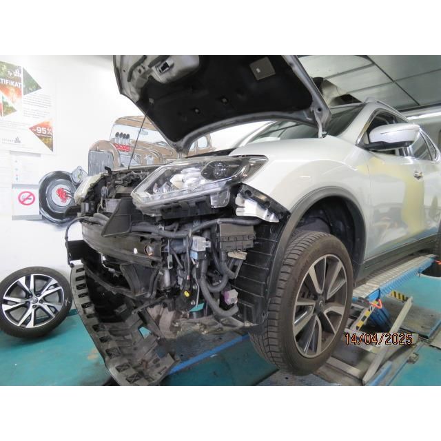 Nissan 1.6 dCi Tekna XTrail [SC]