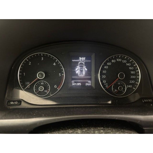 VW 2.0 TDI 177 DSG TOURAN [SC]