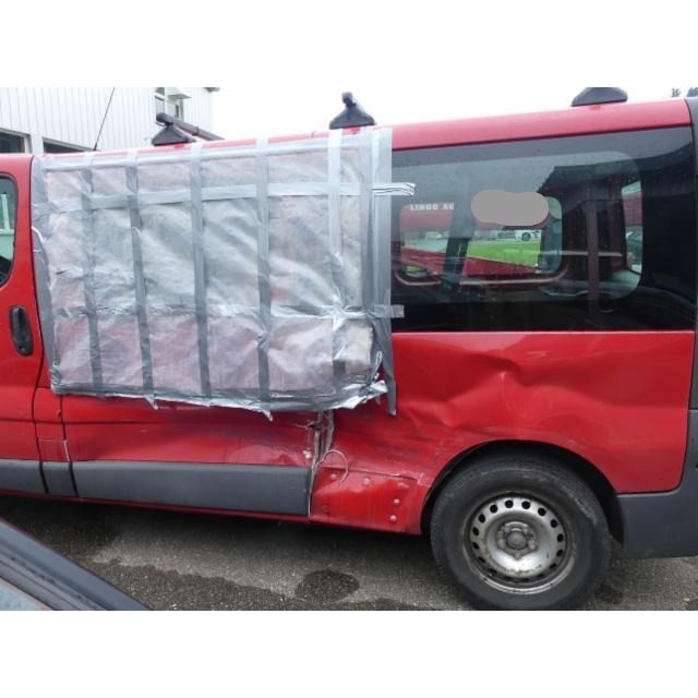 Opel 2.5 CDTI 146 Vivaro Kombi 2.9 t L2 H1 [SC]